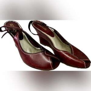 KENNETH COLE REACTION Wedge with Peep Toe